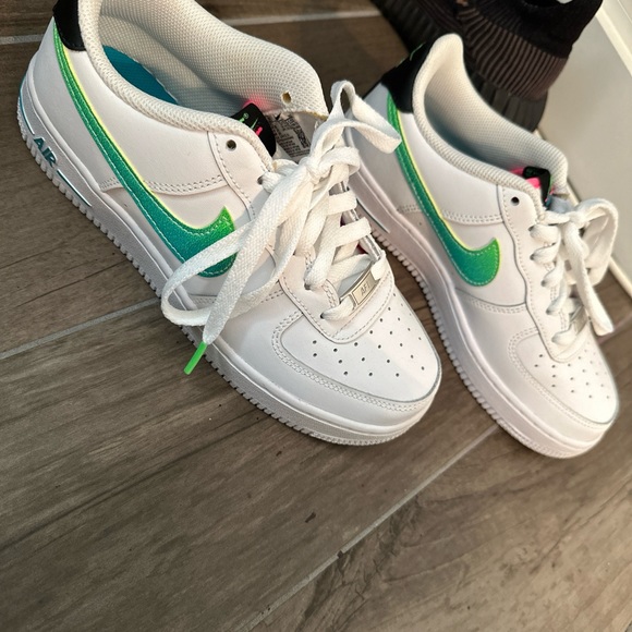 Nike Air Force 1 Aquamarine LV8 sneakers 5.5Y - Picture 6 of 6